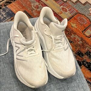 New Balance Fresh Foam running shoe- style 1080V6.